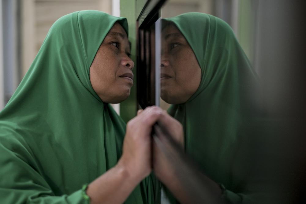 Marawi City, Lanao del Sur - Patients from the besieged city of Marawi and neighboring towns visit the Regional Health Office to avail of free medical check-up and consultations. © Veejay Villafranca/MSF