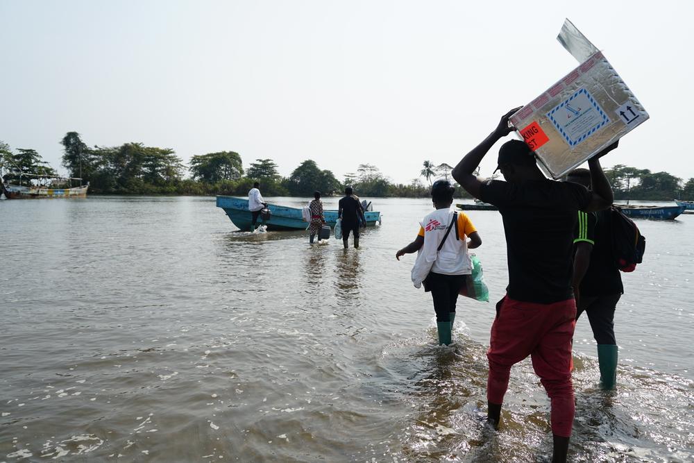 MSF / Doctors Without Borders team on cholera vaccination campaign in Enyenge, Southwest Cameroon.