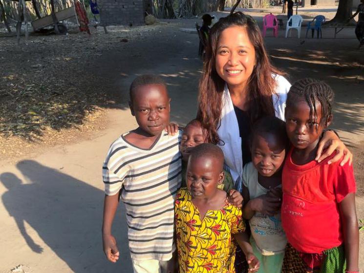 Ji Nacanaynay with a group of children in the Central African Republic