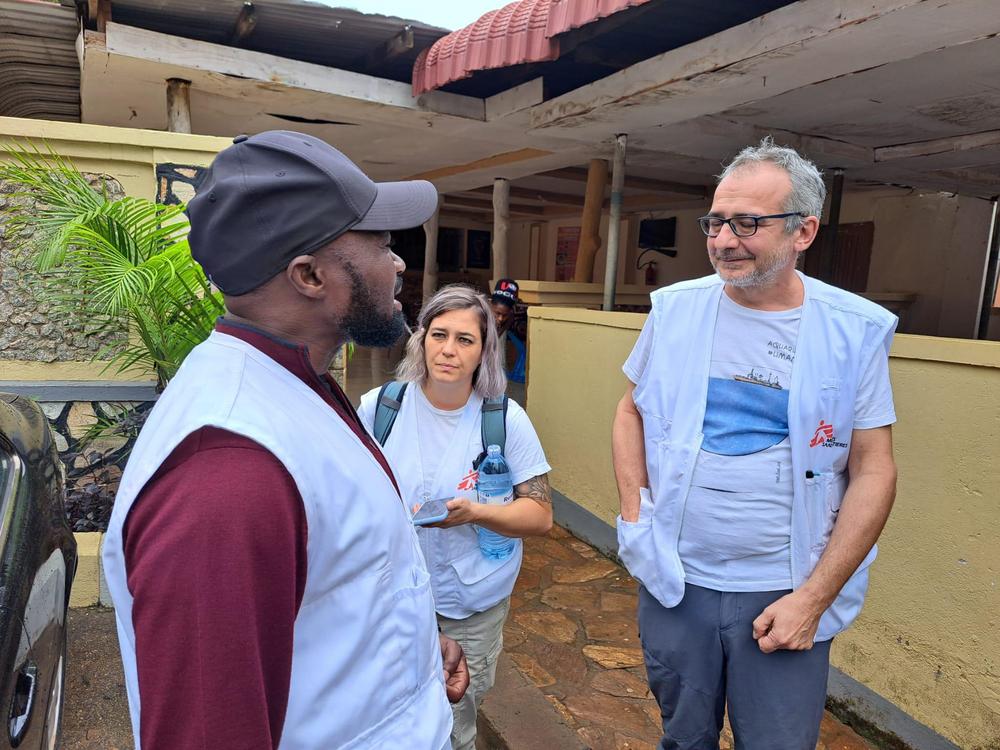 Ruggero Giuliani. Italyanong doktor na nagtatrabaho sa Ebola Treatment Centre sa Mubende, Uganda. 2022