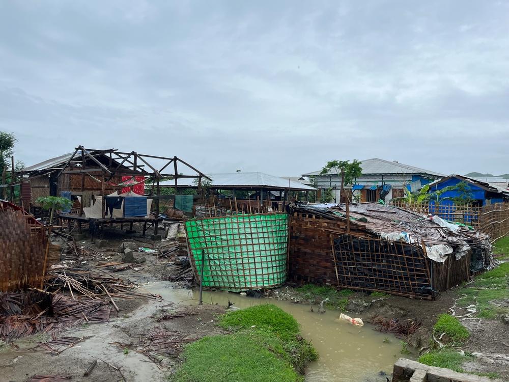 A view of A Nout Ye IDP camp in Pauktaw, Rakhine State, Myanmar on the 21st June, over one month since Cyclone Mocha. © MSF