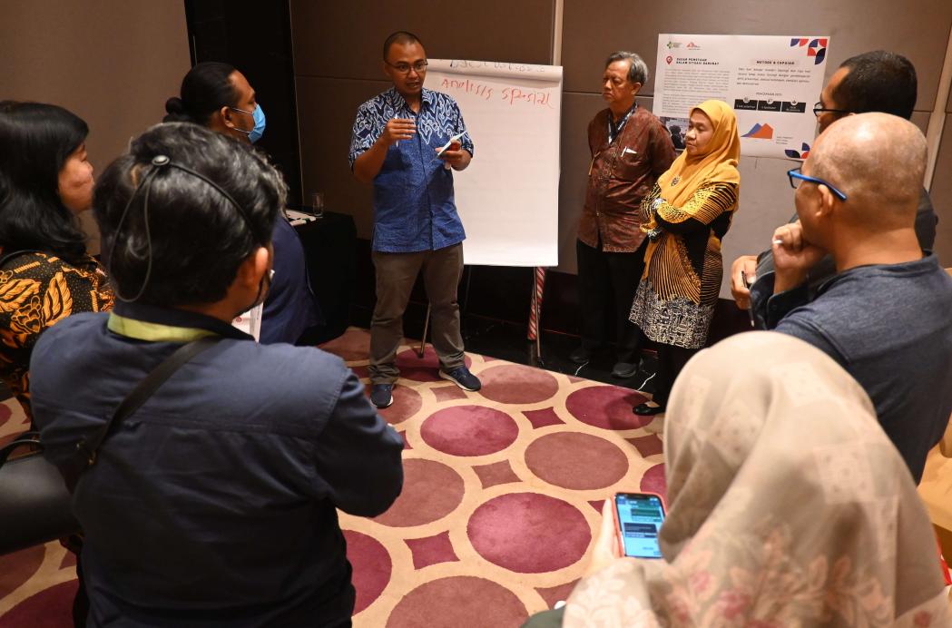 DM corner E-Hub