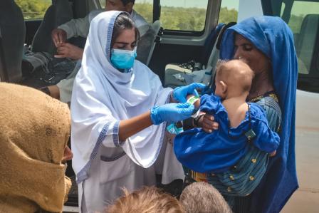 Pakistan: Responding to the emergency at home