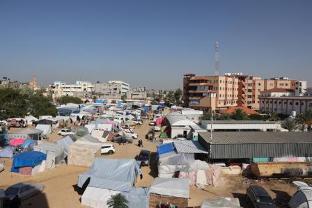 Gaza: Displaced people forced to evacuate Nasser hospital have nowhere to go