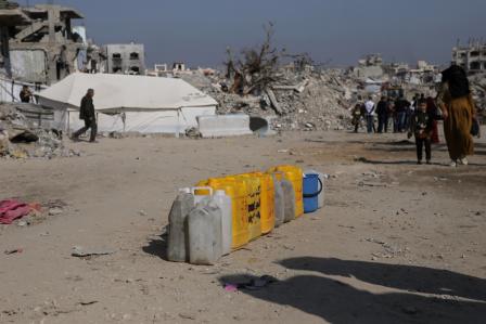 Gaza: Dehumanising and ineffective militarisation of aid in Gaza